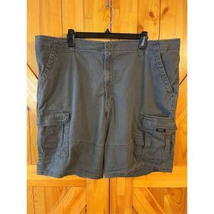 Wrangler Mens 42 Relaxed Fit Flat Front Cargo Shorts Gray (3187)